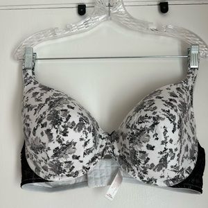 Cacique Bra, black and white print, 42D - item 36